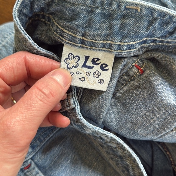 Vintage Lee Classic Blue Jean Shorts for Women 26 - Picture 4 of 8